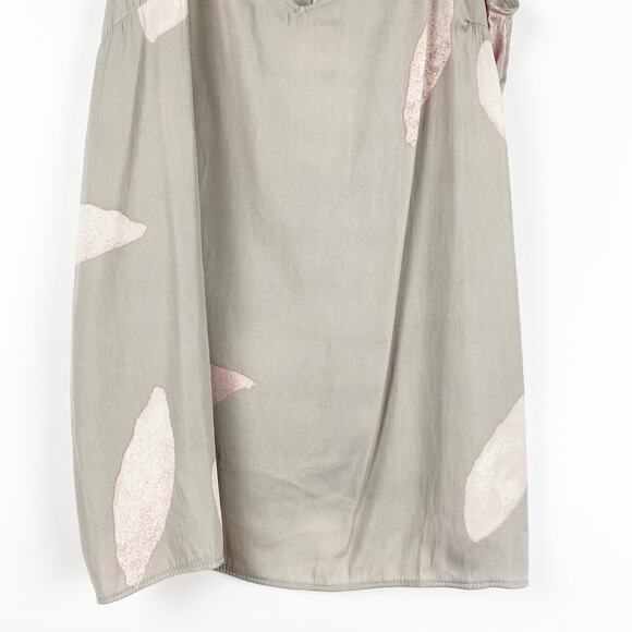 New With Tags Grade & Gather Gray Feather Spaghetti Strap Blouse Womens Sz Small - Picture 5 of 11